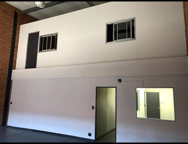 INDUSTRIAL PROPERTY TO RENT IN HENNOPSPARK